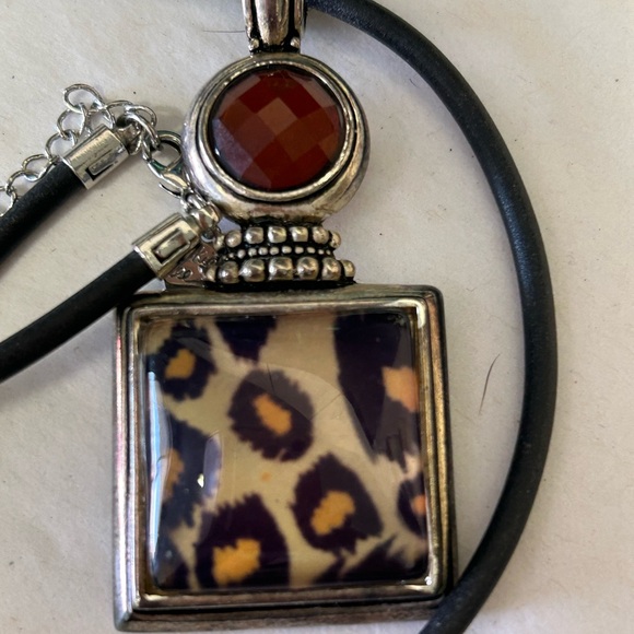 Jewelry - Leopard Print Pendant Necklace with Red Accent